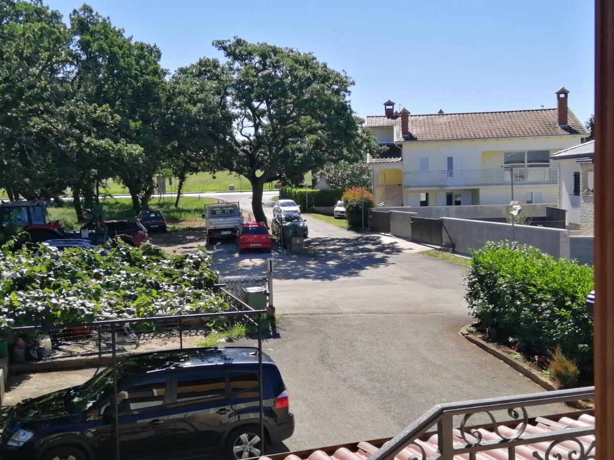 App Palcic K Apartment Novigrad  Exterior photo