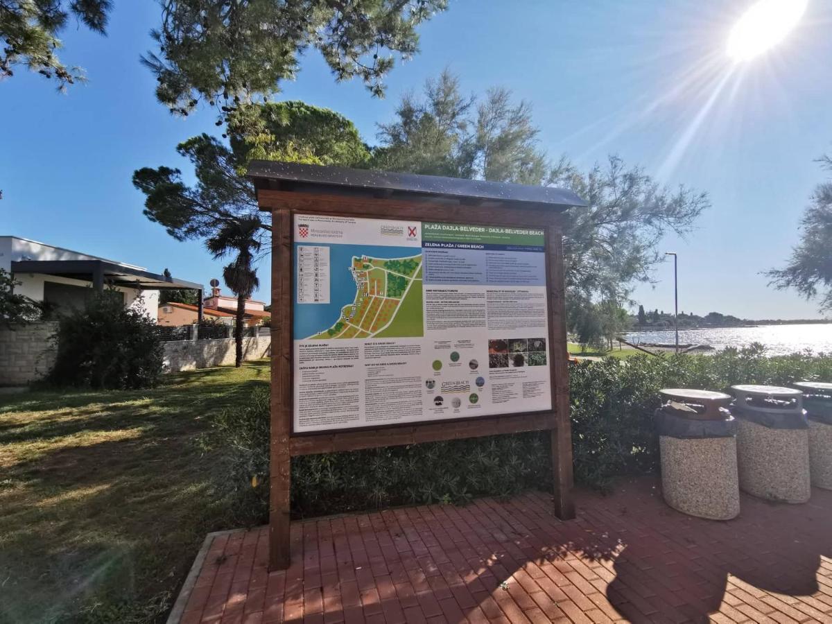App Palcic K Apartment Novigrad  Exterior photo
