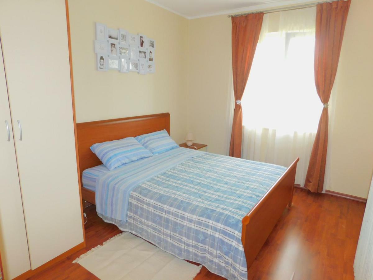 App Palcic K Apartment Novigrad  Exterior photo