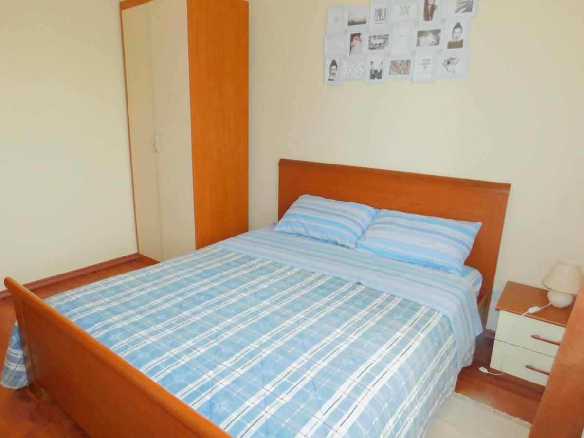 App Palcic K Apartment Novigrad  Exterior photo